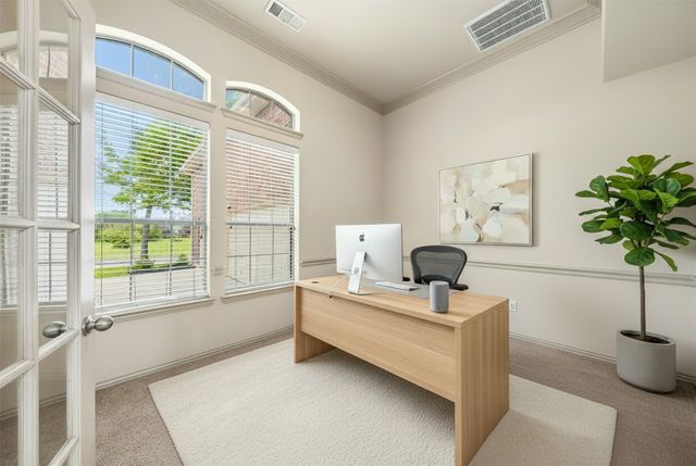 9616 Barksdale Drive, Fort Worth, TX 76244