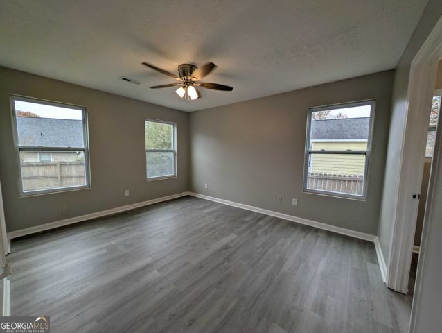 128 Crystal Brook, Griffin, GA 30223