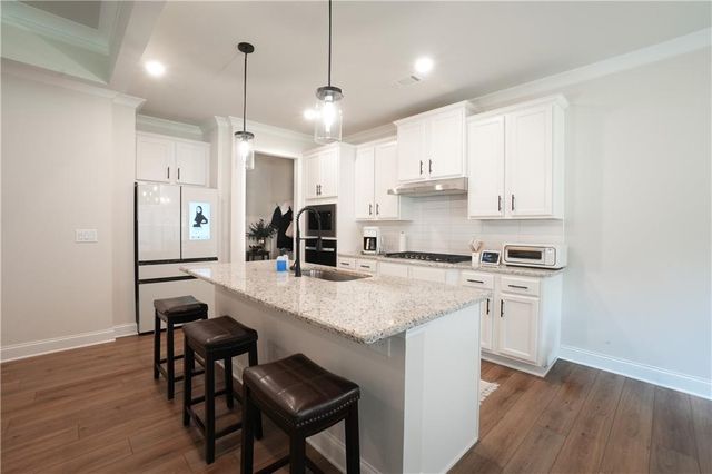 18 Ryston Way, Lawrenceville, GA 30045