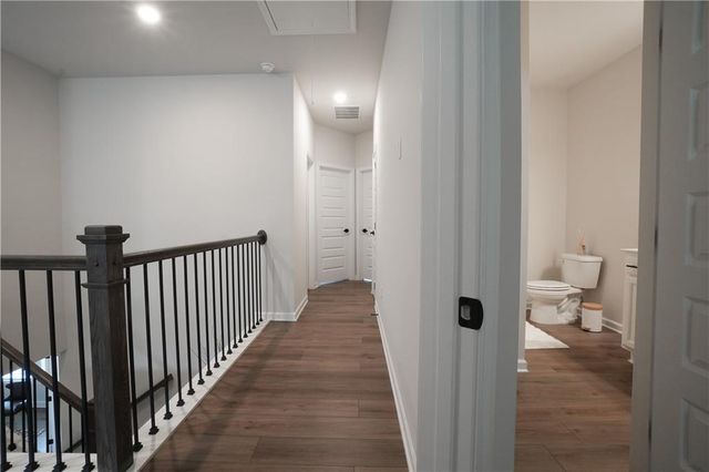 18 Ryston Way, Lawrenceville, GA 30045