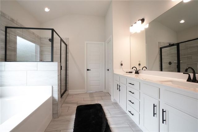 18 Ryston Way, Lawrenceville, GA 30045