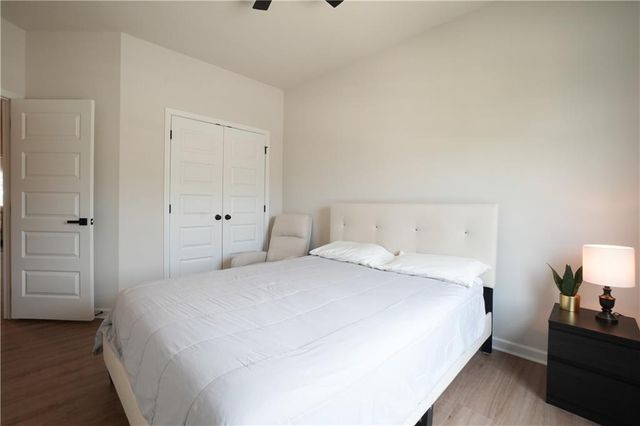 18 Ryston Way, Lawrenceville, GA 30045