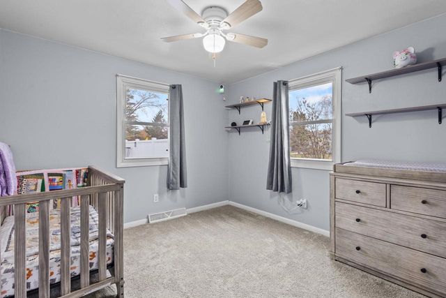 2120 E RIVER DRIVE, Green Bay, WI 54301