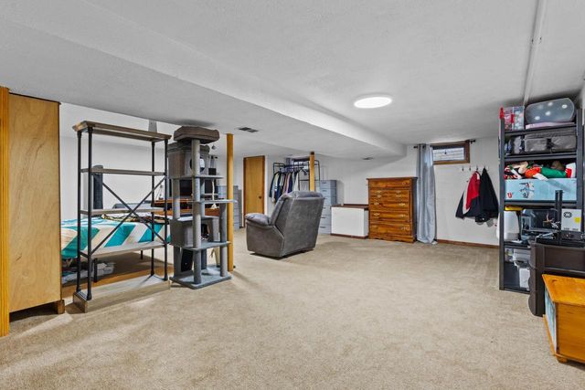 2120 E RIVER DRIVE, Green Bay, WI 54301