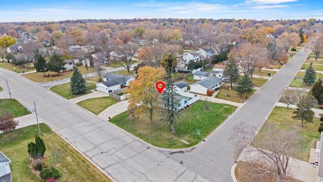 2120 E RIVER DRIVE, Green Bay, WI 54301