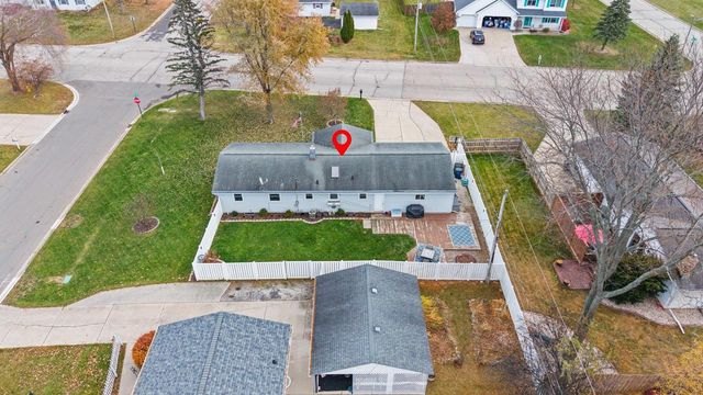 2120 E RIVER DRIVE, Green Bay, WI 54301