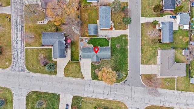 2120 E RIVER DRIVE, Green Bay, WI 54301