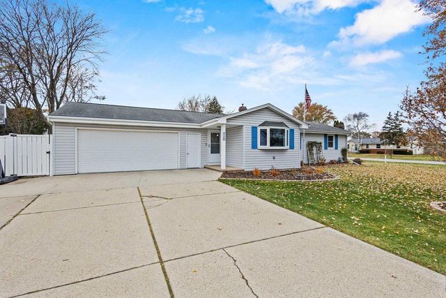 2120 E RIVER DRIVE, Green Bay, WI 54301