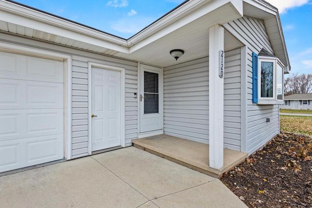 2120 E RIVER DRIVE, Green Bay, WI 54301