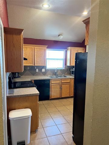 1213 Trailboss DR, Killeen, TX 76549