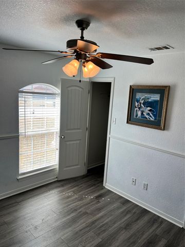 1213 Trailboss DR, Killeen, TX 76549