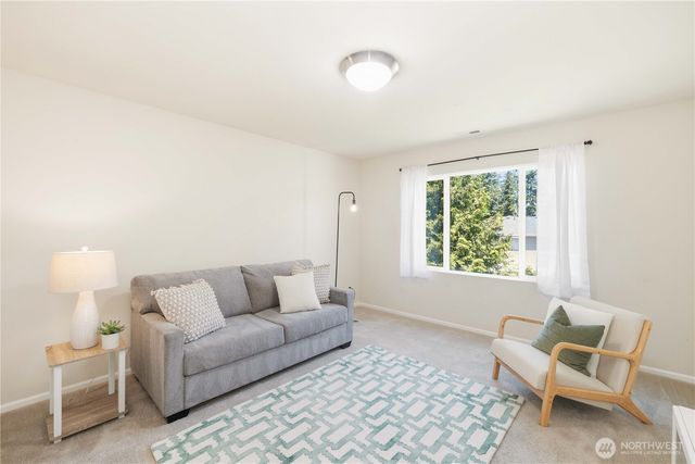 24070 SE 262nd Street, Maple Valley, WA 98038