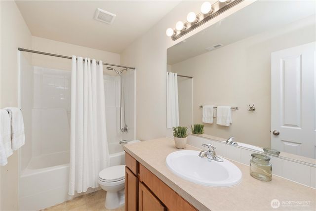 24070 SE 262nd Street, Maple Valley, WA 98038