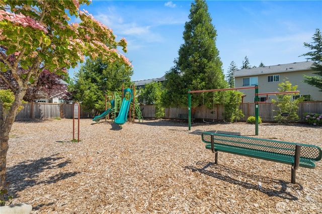 24070 SE 262nd Street, Maple Valley, WA 98038