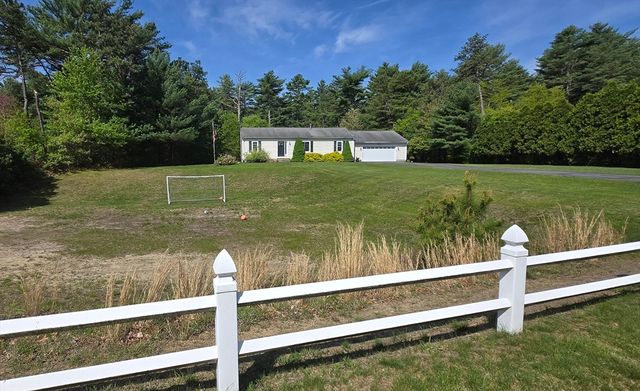 6 Bradford Blvd, Carver, MA 02330