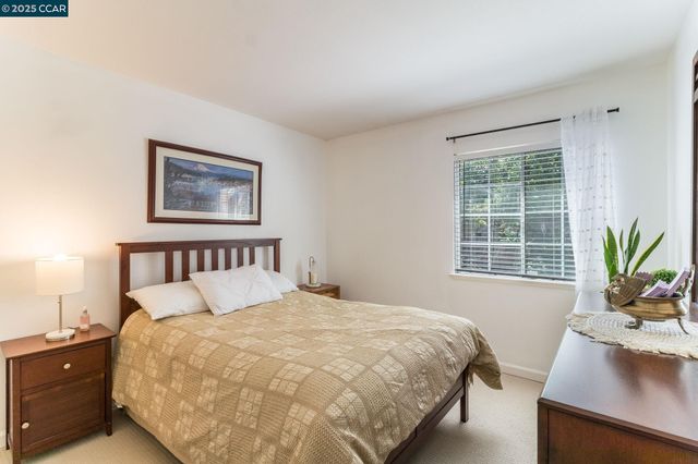 289 Crestview, Martinez, CA 94533