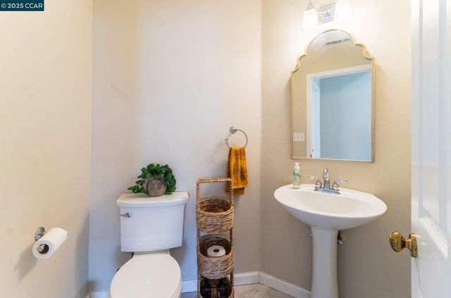 289 Crestview, Martinez, CA 94533