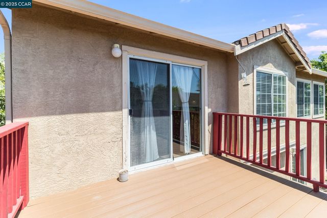 289 Crestview, Martinez, CA 94533