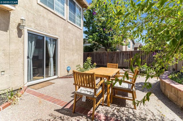 289 Crestview, Martinez, CA 94533