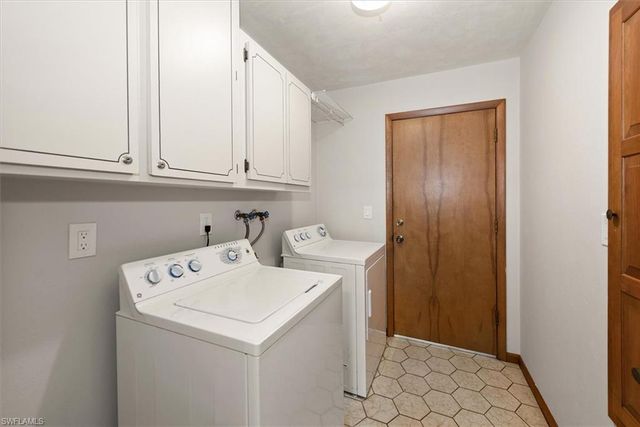 20014 Lake Vista CIR, Lehigh Acres, FL 33936