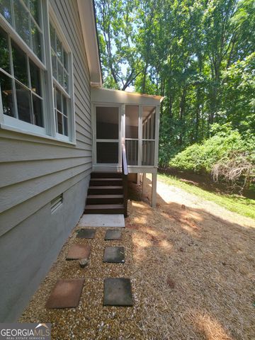 210 New Haven Drive, Athens, GA 30606