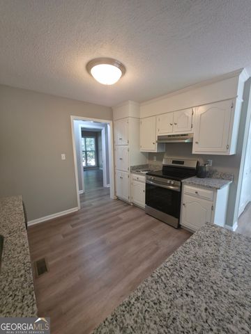 210 New Haven Drive, Athens, GA 30606