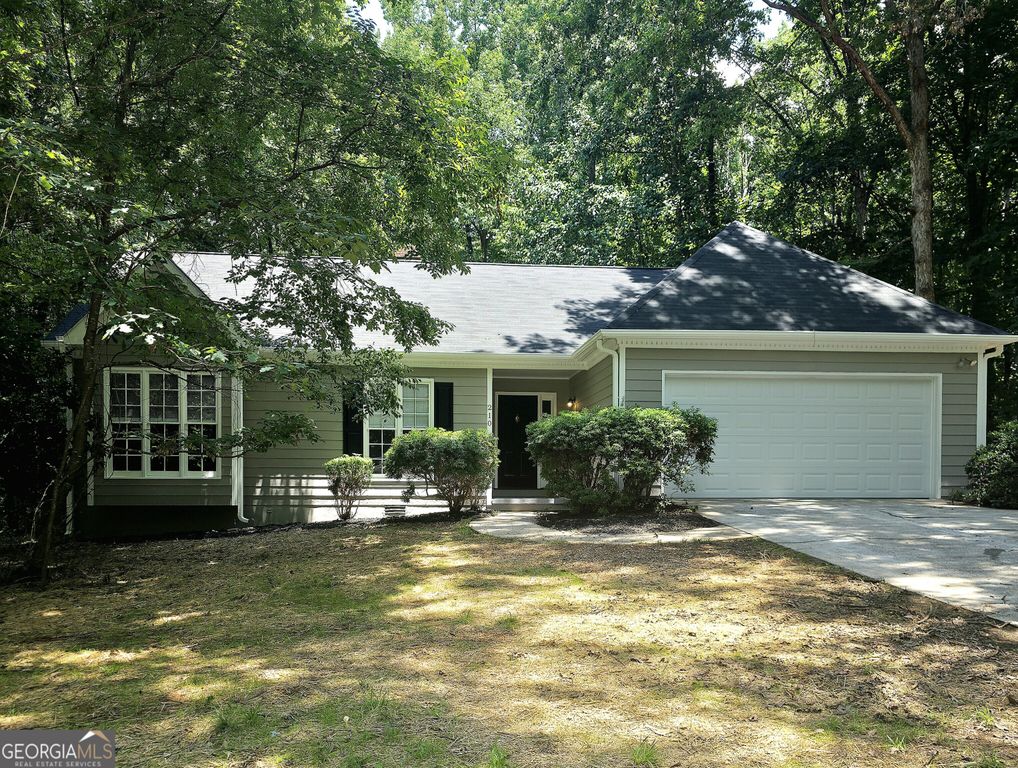 210 New Haven Drive, Athens, GA 30606