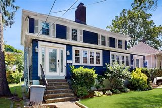 460 Carol Place, Pelham, NY 10803