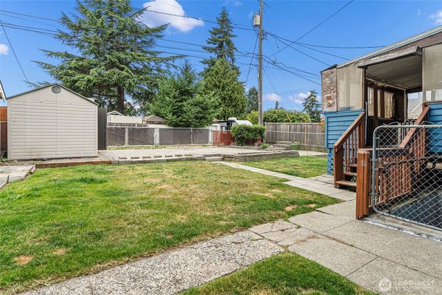 1512 S Oakes Street, Tacoma, WA 98405