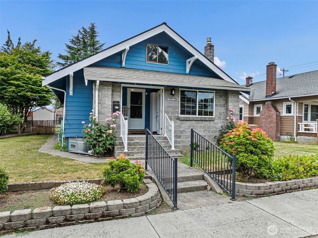 1512 S Oakes Street, Tacoma, WA 98405