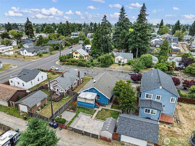 1512 S Oakes Street, Tacoma, WA 98405