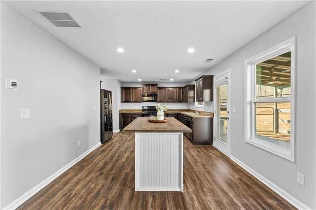 15 Jackson Farms Drive, Rockmart, GA 30153