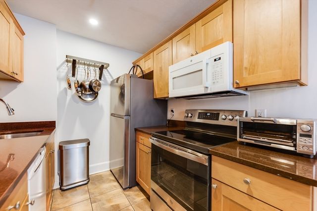 86 Jersey St 6-4, Boston, MA 02215