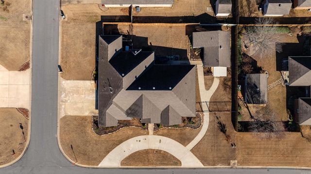 1320 Andy Dr, Conway, AR 72034