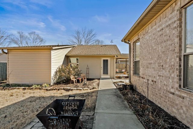 1320 Andy Dr, Conway, AR 72034