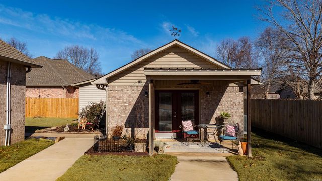 1320 Andy Dr, Conway, AR 72034