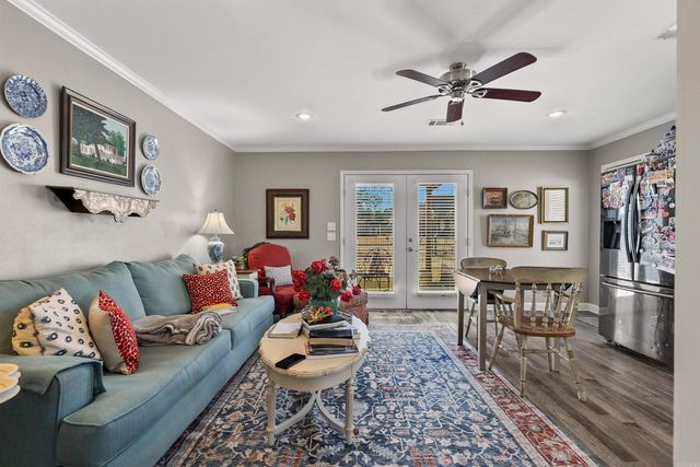 1320 Andy Dr, Conway, AR 72034