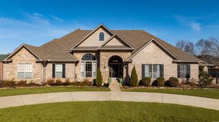 1320 Andy Dr, Conway, AR 72034