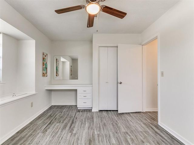 1304 Kings Court Circle, Moore, OK 73160