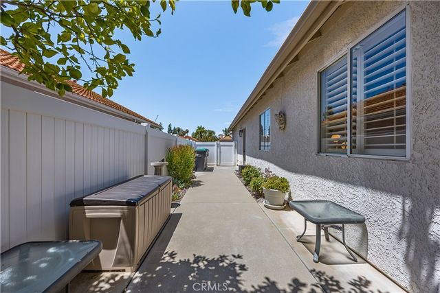 40276 Corte Delfin, Murrieta, CA 92562