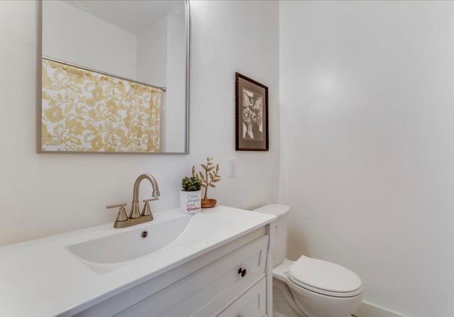 839 S Elizabeth St, Wichita, KS 67213