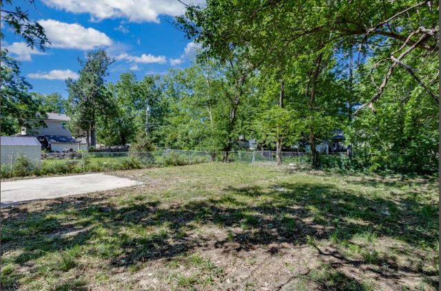 839 S Elizabeth St, Wichita, KS 67213