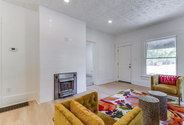 839 S Elizabeth St, Wichita, KS 67213