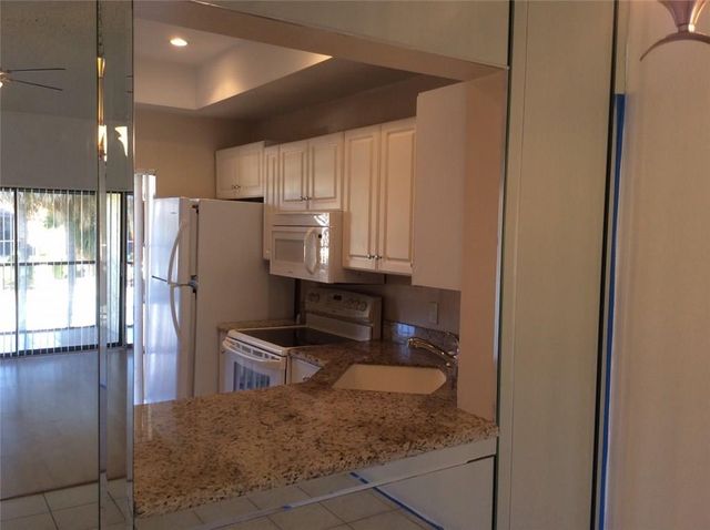 2379 SW 15th St 114, Deerfield Beach, FL 33442