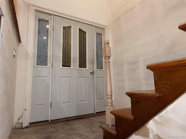 13 Schoonmaker Drive, Gardiner, NY 12525