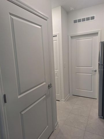 3999 AMBROSE AVENUE B, Kissimmee, FL 34746