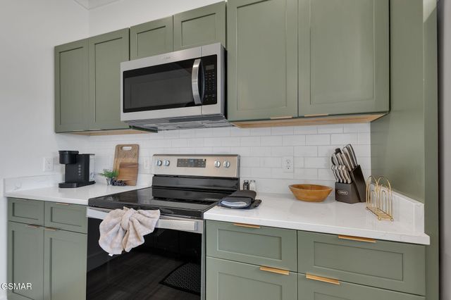 409 Compass Point Way, Sevierville, TN 37876