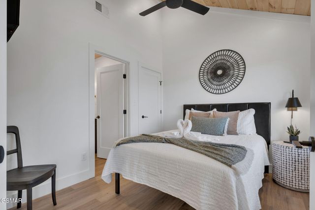 409 Compass Point Way, Sevierville, TN 37876