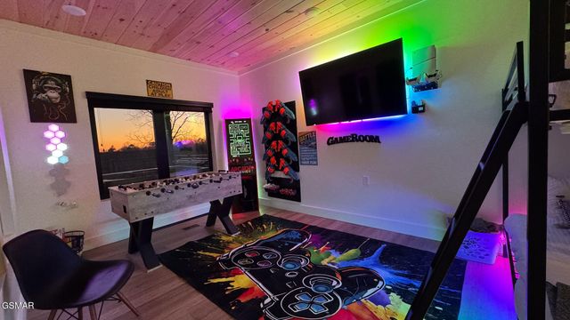 409 Compass Point Way, Sevierville, TN 37876