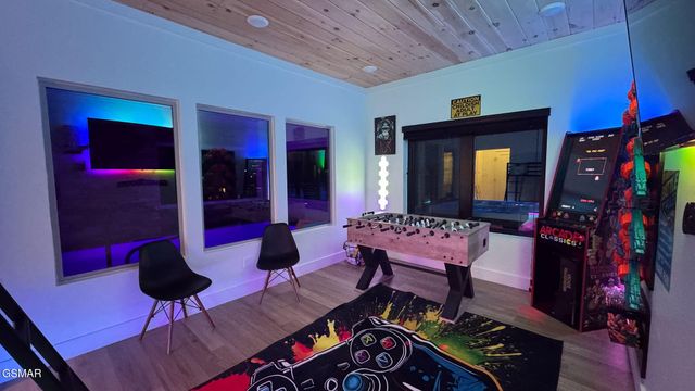 409 Compass Point Way, Sevierville, TN 37876